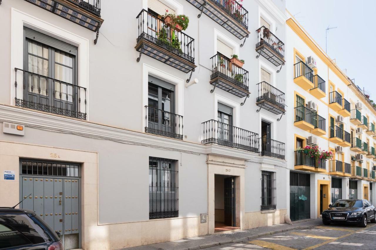 Eleven Real De La Carreteria, By Homing U * Siviglia